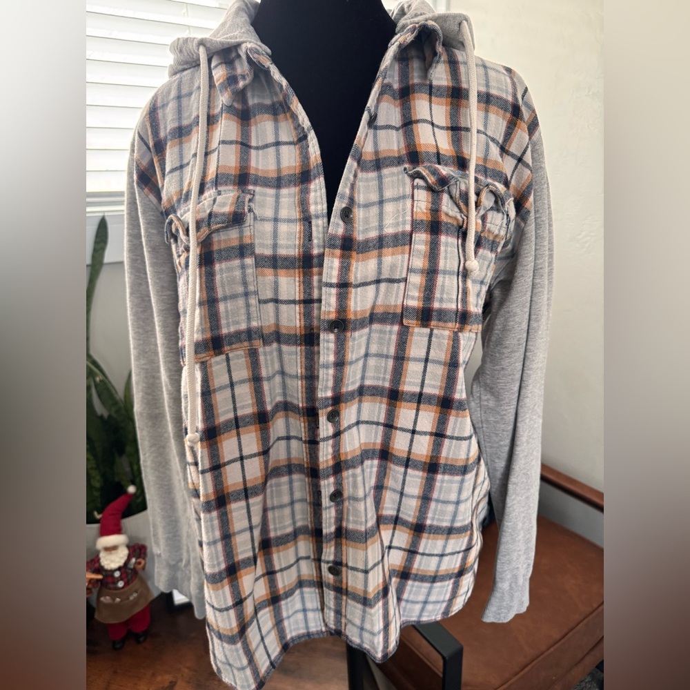 Forever 21 Gray and Brown Plaid Button Down Shirt